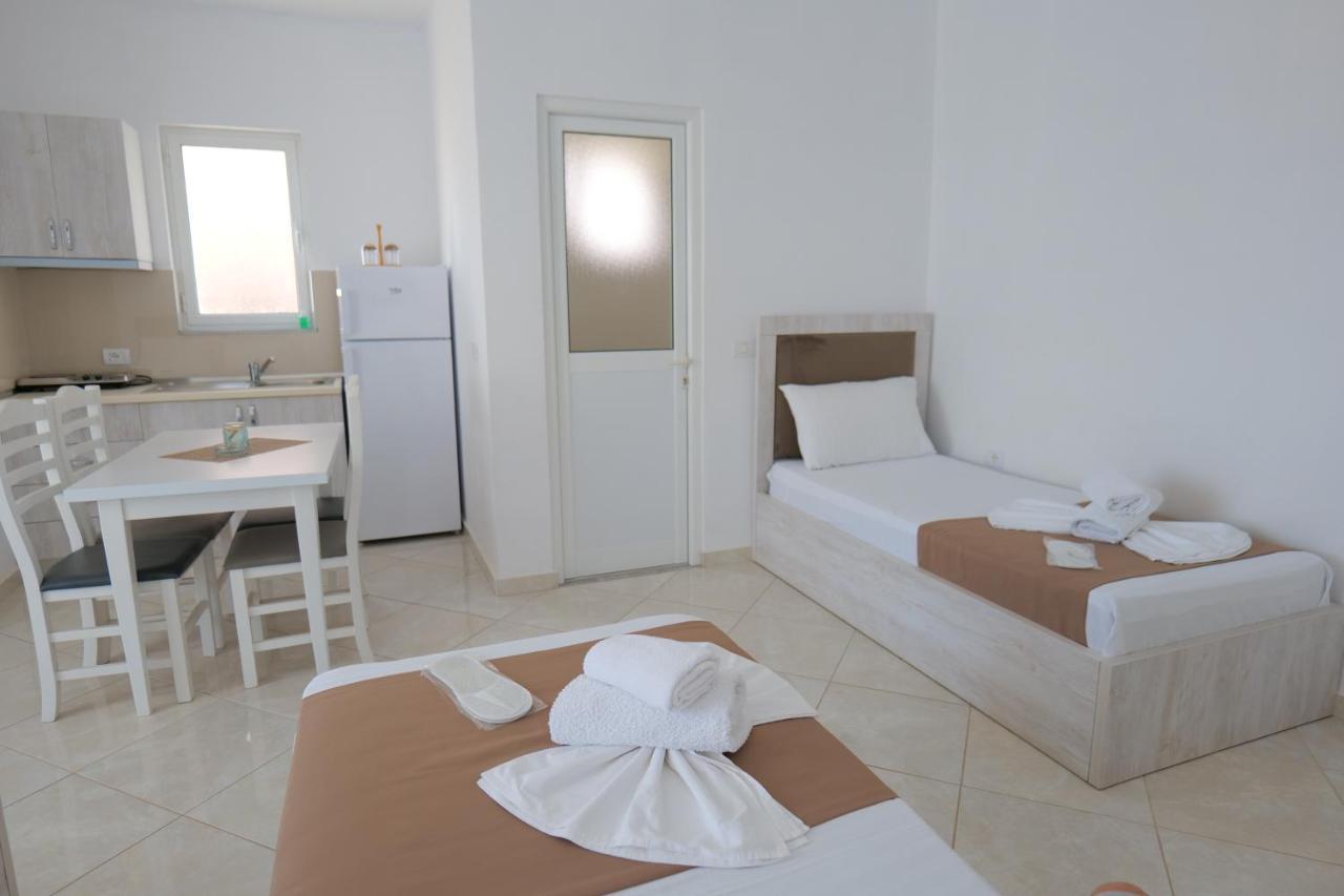 Seahorse Hotel Ksamil Exterior foto