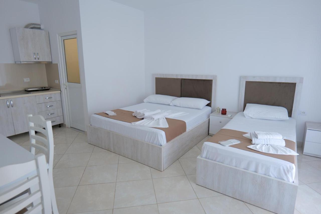 Seahorse Hotel Ksamil Exterior foto